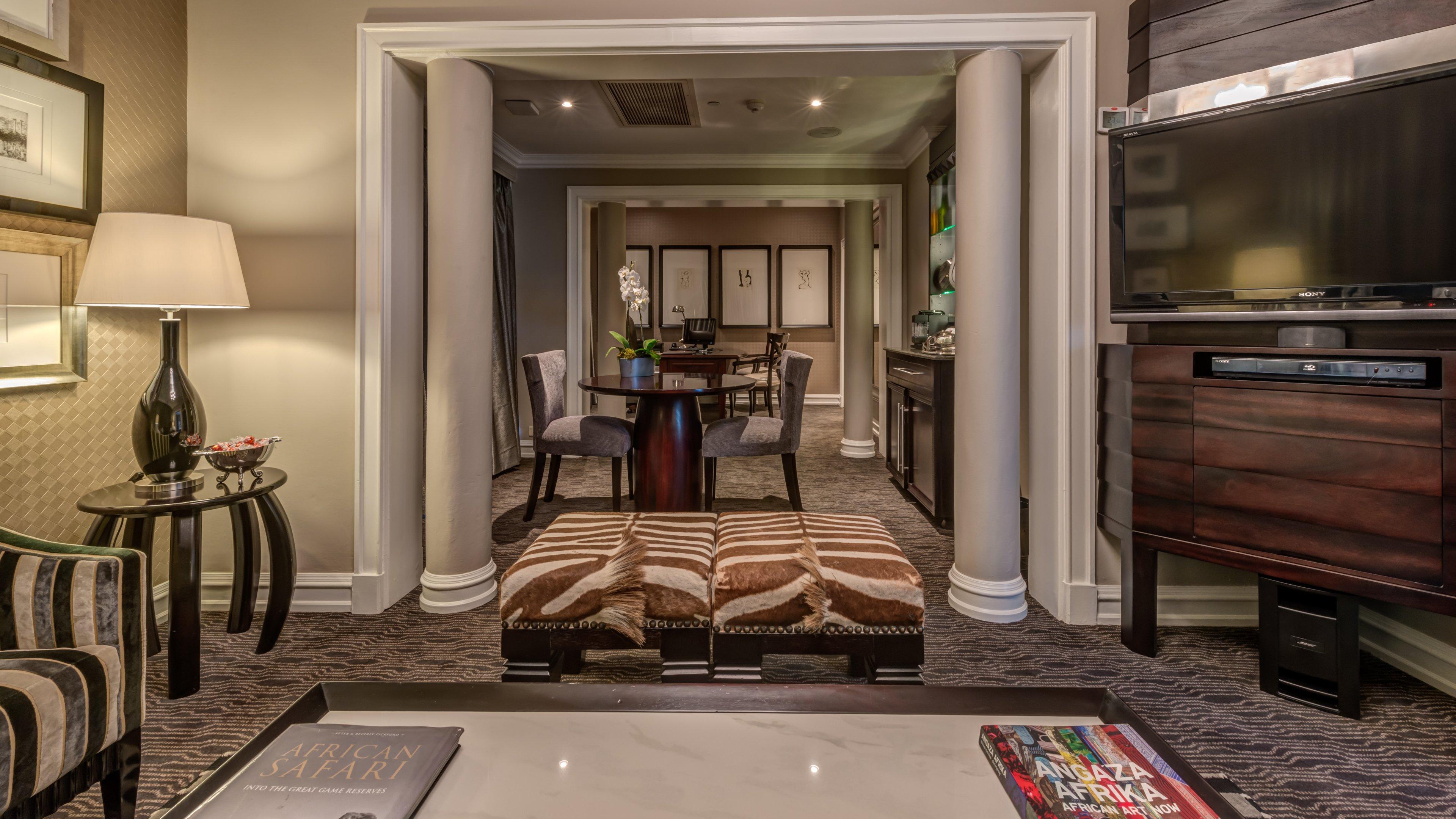 Intercontinental Johannesburg Or Tambo Airport Hotel By Ihg Kempton Park Exteriér fotografie A suite at The Ivy Hotel